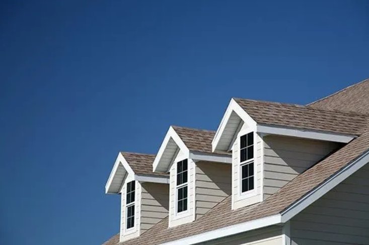 Top 10 Signs Your Roof Needs Repair or Replacement